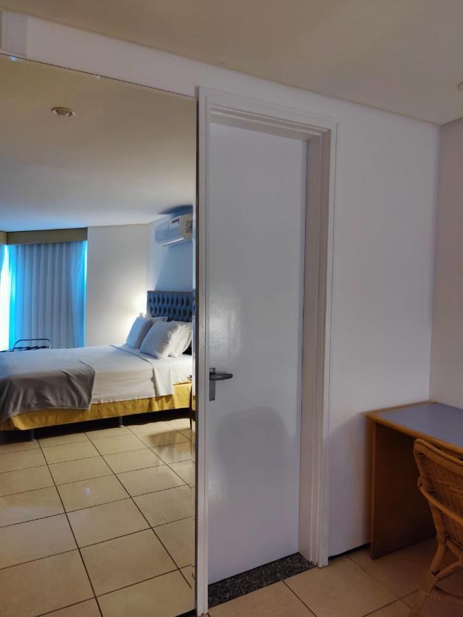 Апартаменты Iate Plaza - Calcadao - Frente Mar Flat 603 Форталеза Экстерьер фото