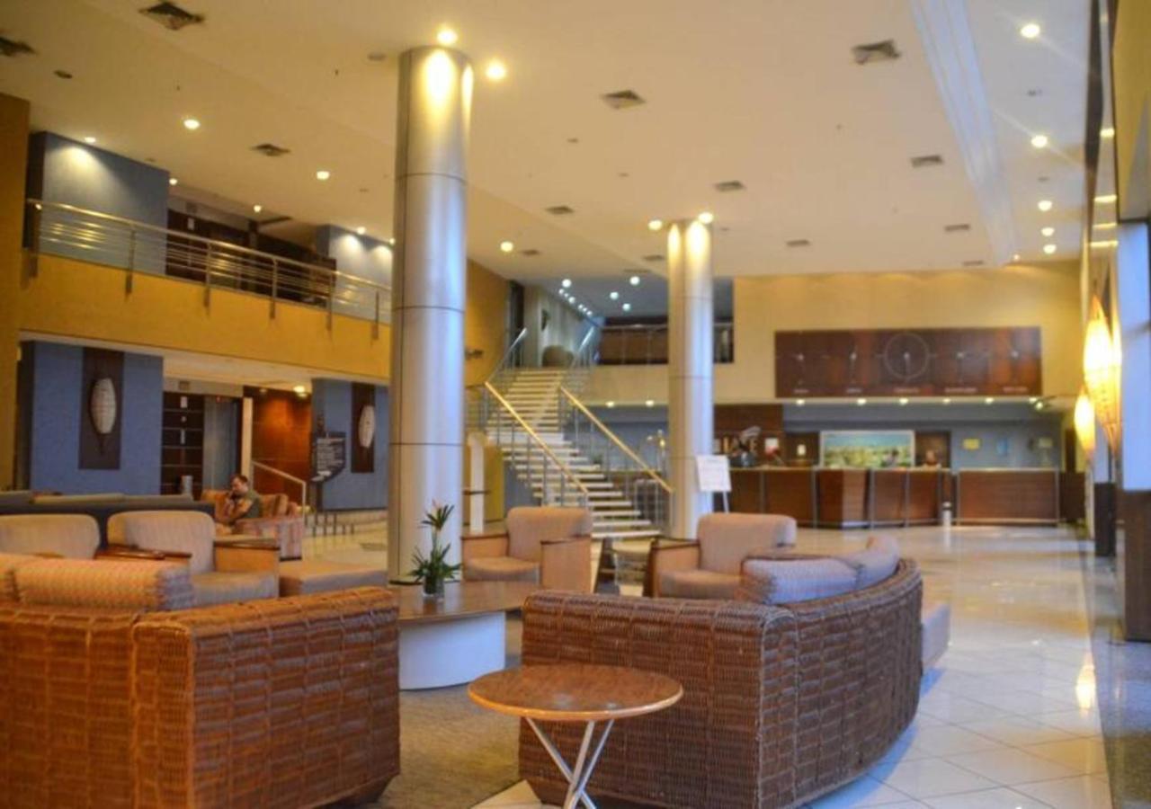 Апартаменты Iate Plaza - Calcadao - Frente Mar Flat 603 Форталеза Экстерьер фото